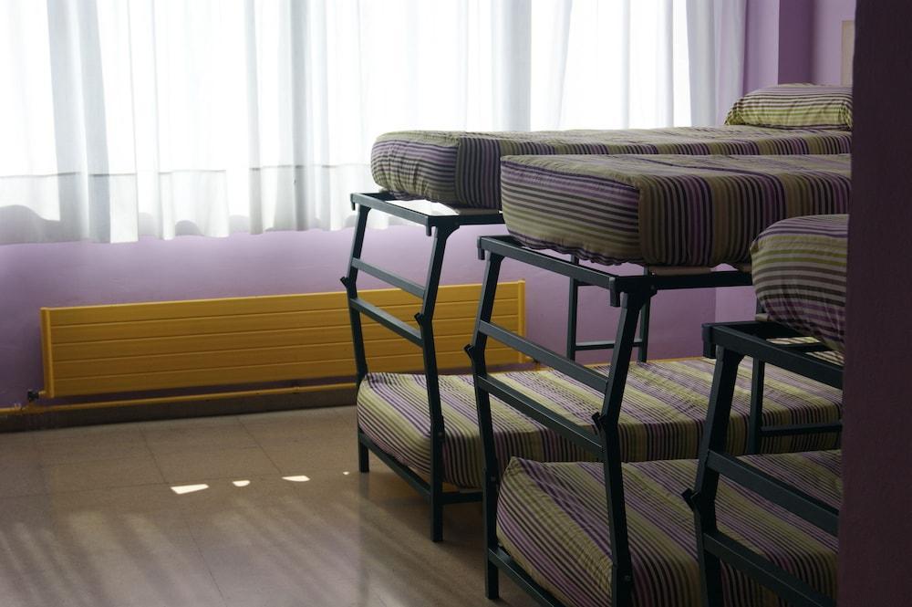 Residencia Albergue Хака Екстер'єр фото