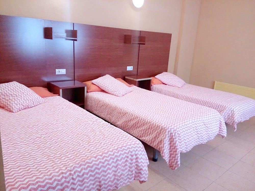 Residencia Albergue Хака Екстер'єр фото