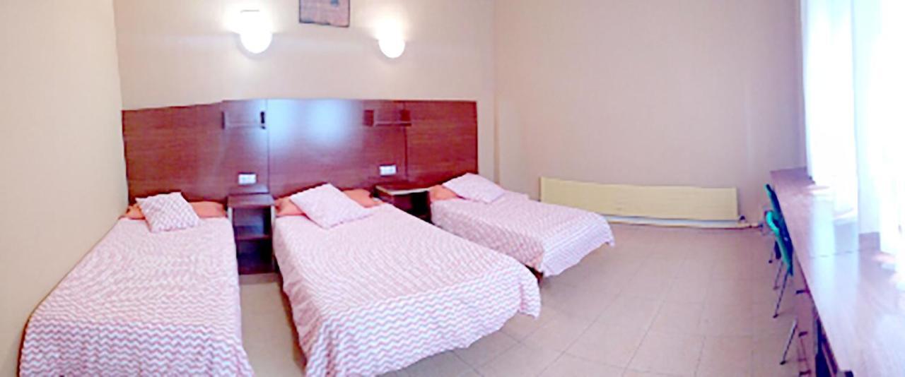 Residencia Albergue Хака Екстер'єр фото